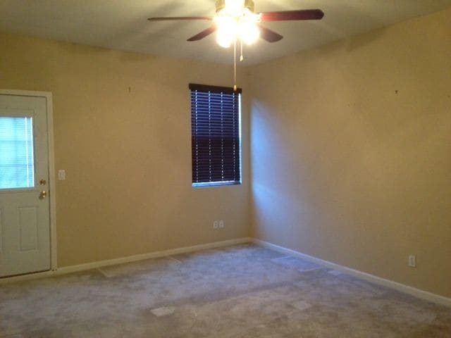 Building Photo - 4178 Red Oak Ln