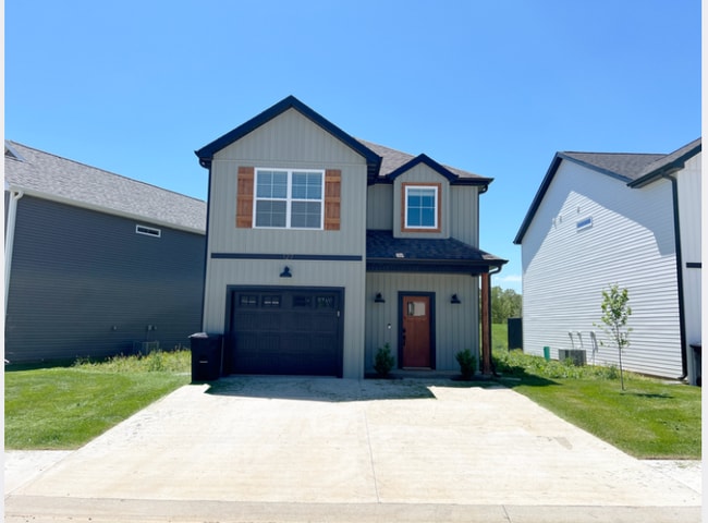Building Photo - 133 Pinnacle Dr