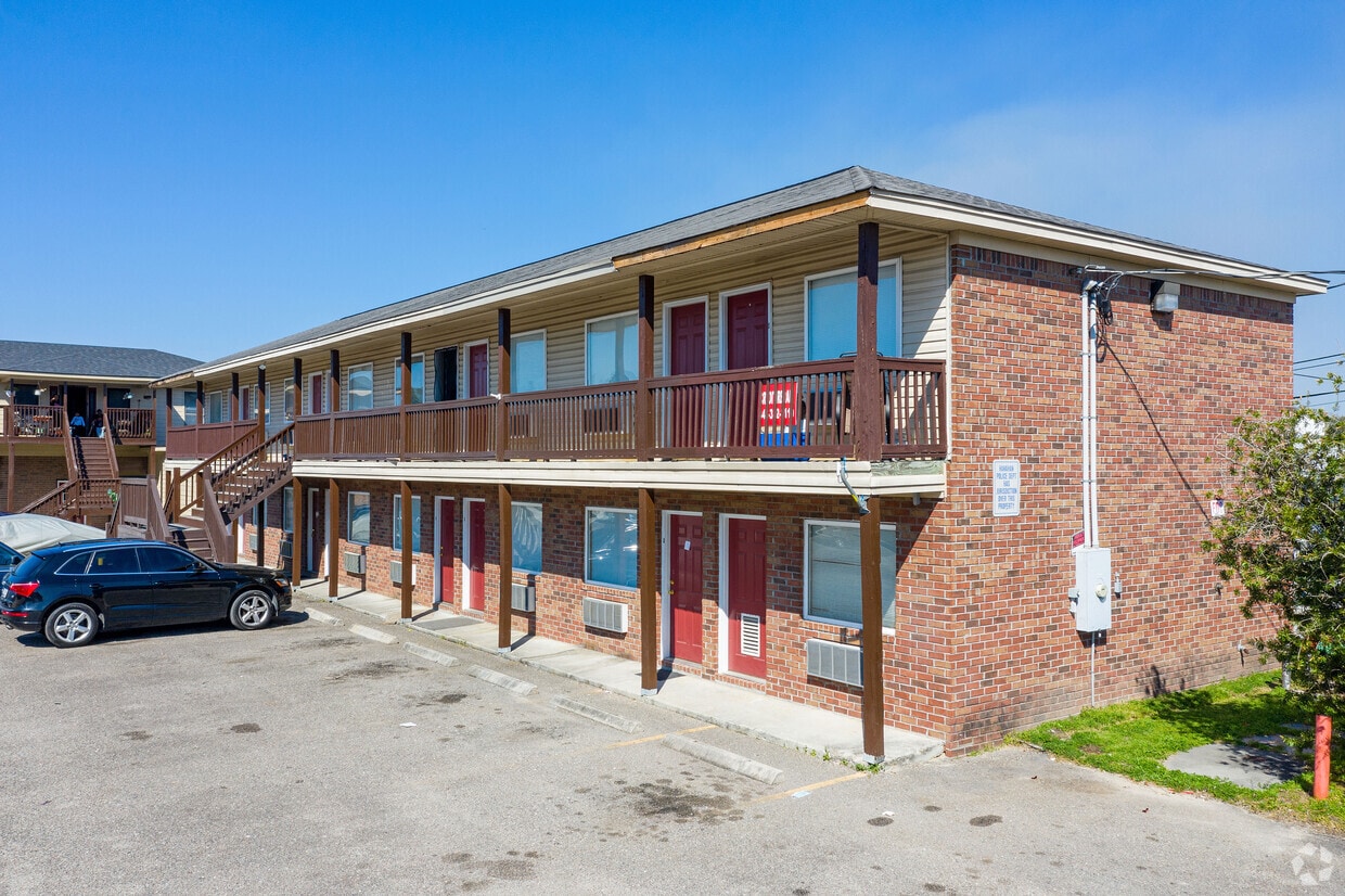 Building Photo - 1824 Yeamans Hall Rd