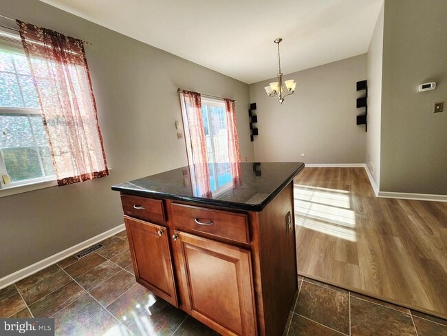 Building Photo - 2768 Fynamore Ln