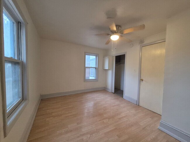 Foto del edificio - 416 Daly St