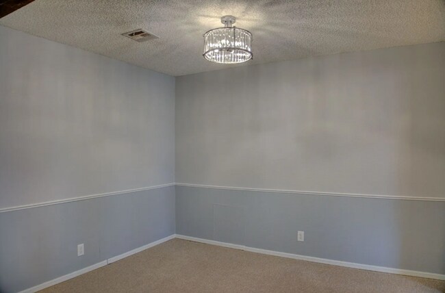 Foto del edificio - 3-Bed, 2-Bath in BA!