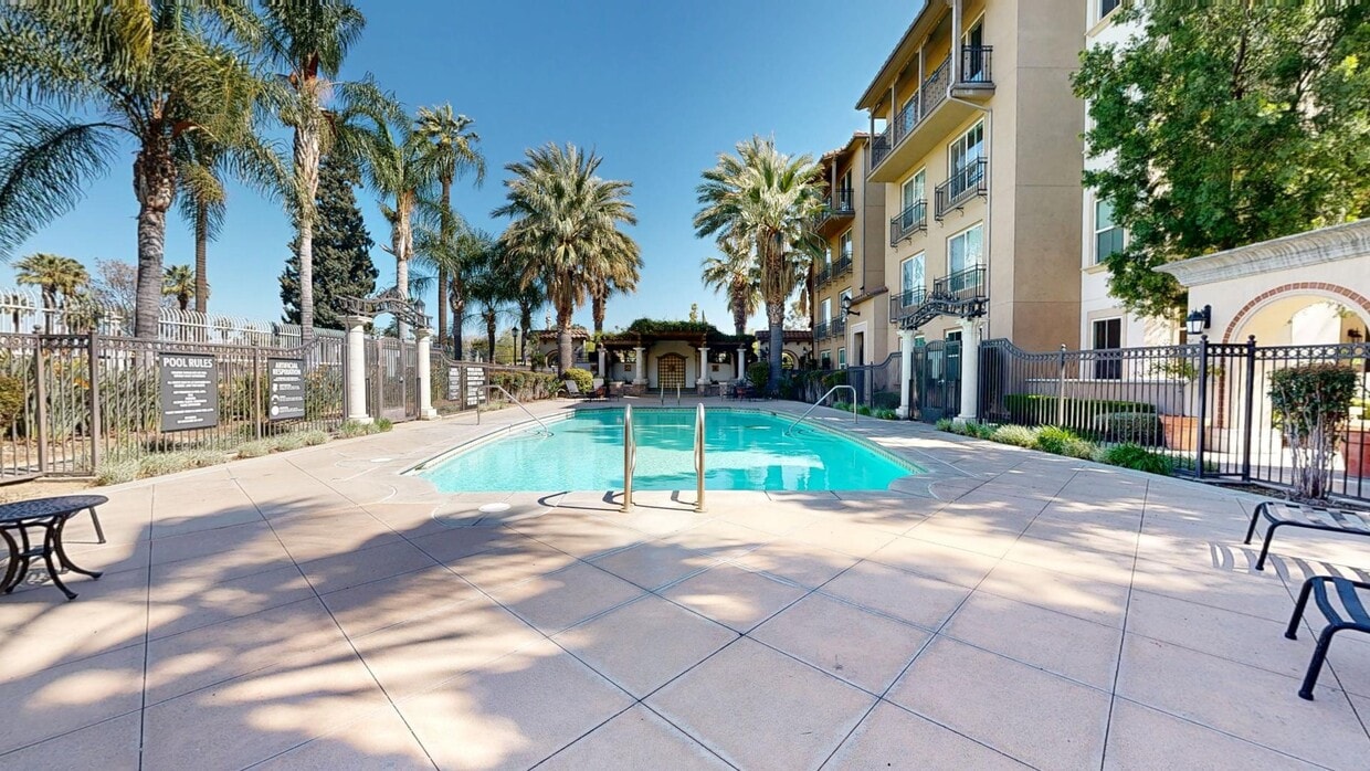 Photo - Raincross Promenade Apartments