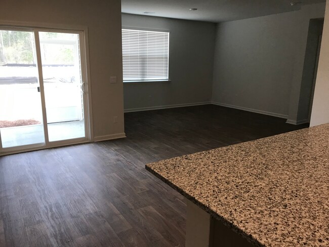 Family Room - 229 Grand View Xing