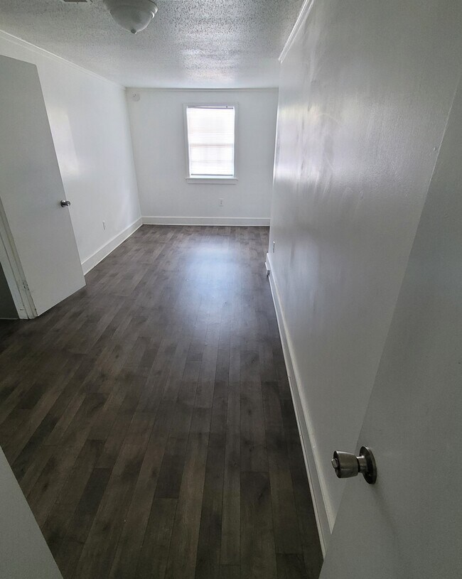 Foto del edificio - 650 Laurel St