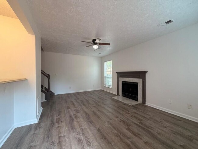 Building Photo - 1026 Wuthering Way