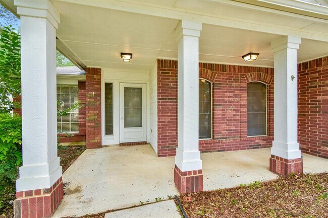 Foto del edificio - 17405 Bottle Springs Ln