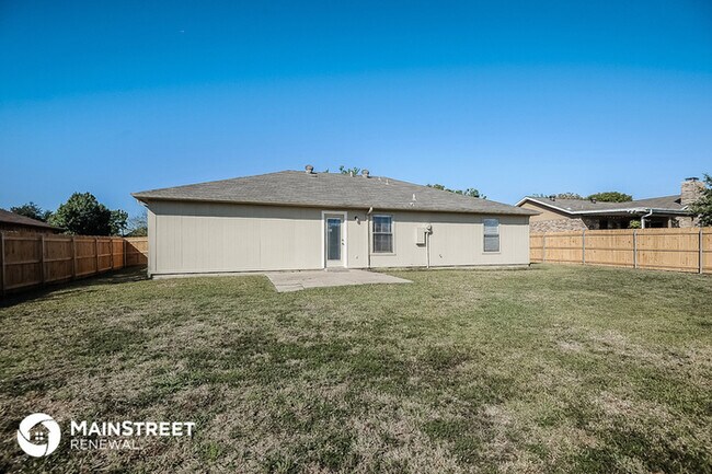 Building Photo - 7020 Green Ridge Trail