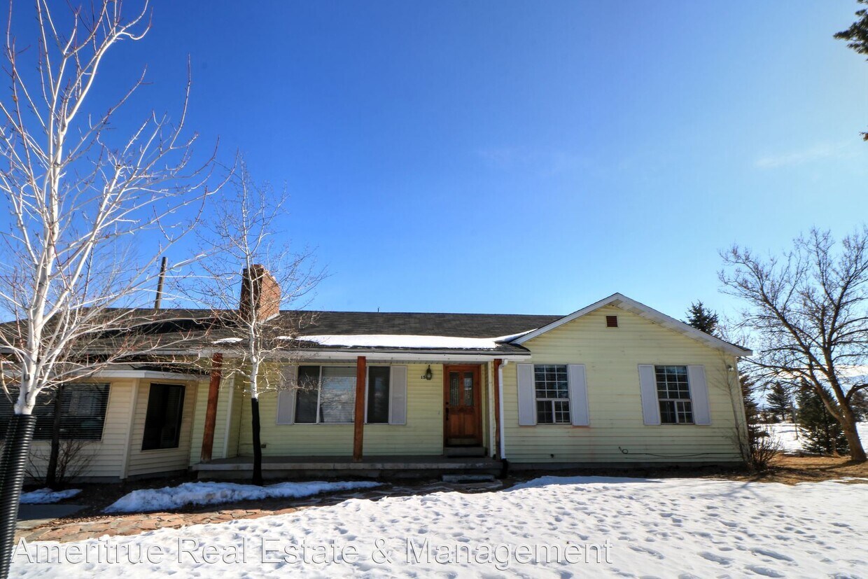5 br, 2.5 bath House 1560 E 1200 S House Rental in Heber City, UT