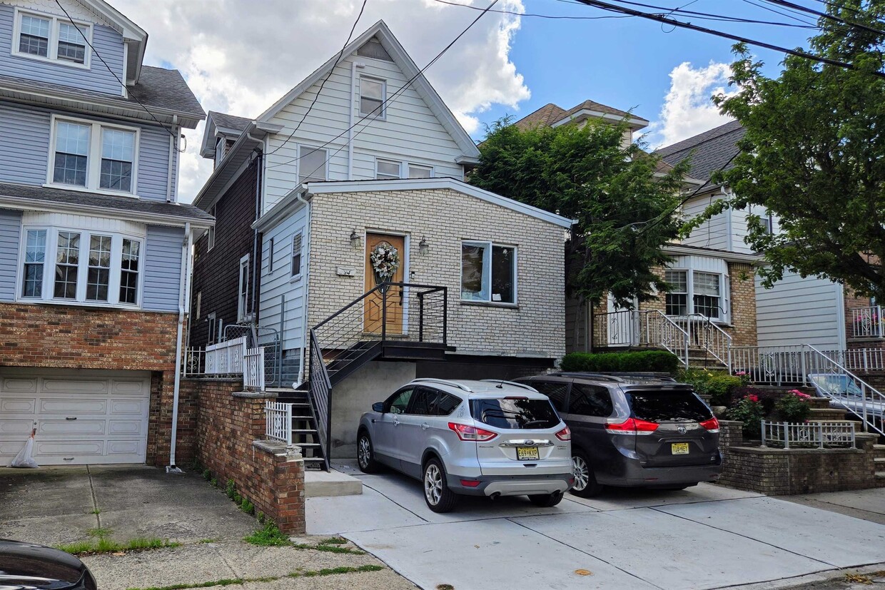 Primary Photo - 34 W 48th St