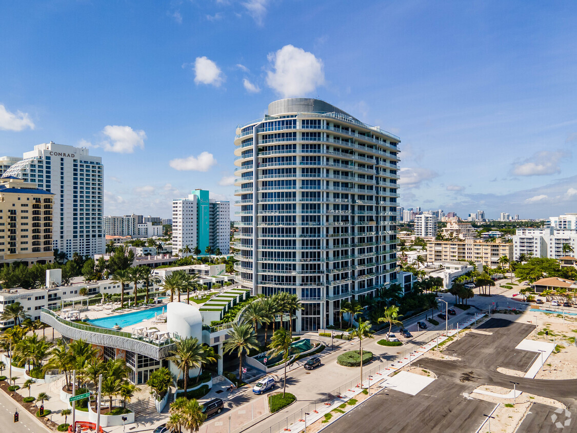 Paramount Fort Lauderdale Beach - Apartments in Fort Lauderdale, FL ...