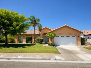 Building Photo - 78724 Como Ct