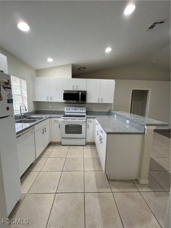 Foto del edificio - 2301 Ansel Ave S