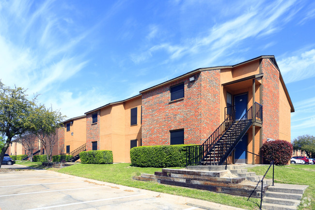 Overton Park Apartments Apartments - Dallas, TX | Apartments.com