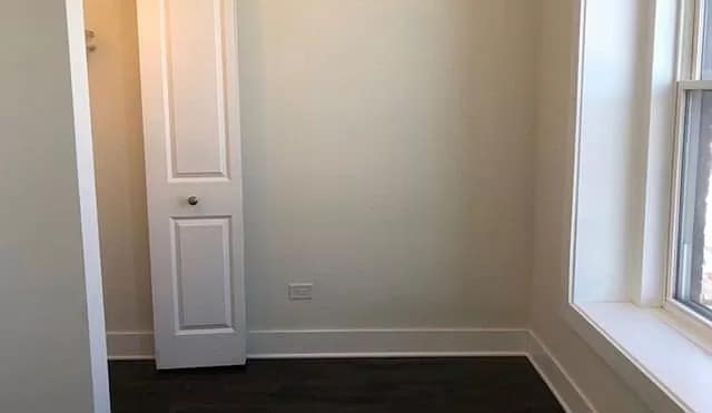 Building Photo - 2362 N Clybourn Ave