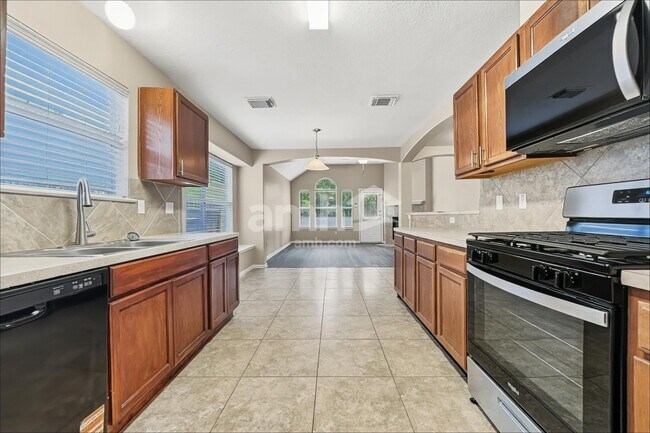 Foto del edificio - 15311 Forest Creek Farms Dr