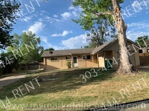 Building Photo - 8220 E 104th Way