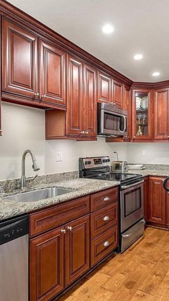 Building Photo - 661 Yolo Ct