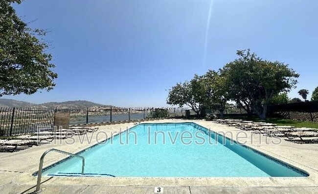 Building Photo - 10195 Bluestone Ct