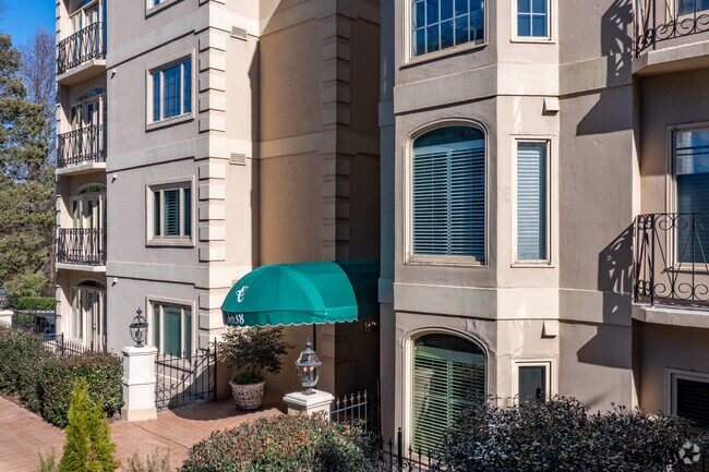 Foto del edificio - Evian on Peachtree