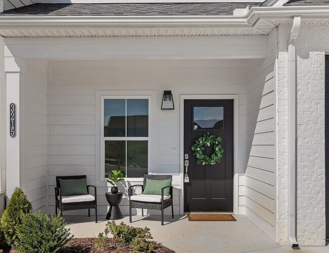 Foto del edificio - NEW 2 Bedroom Townhome in Cleveland!