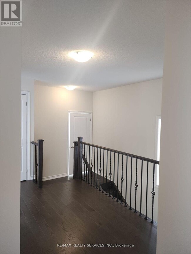 Building Photo - 69 Durham Ave