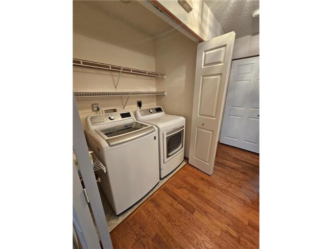 Building Photo - 4925 34th Ct NW