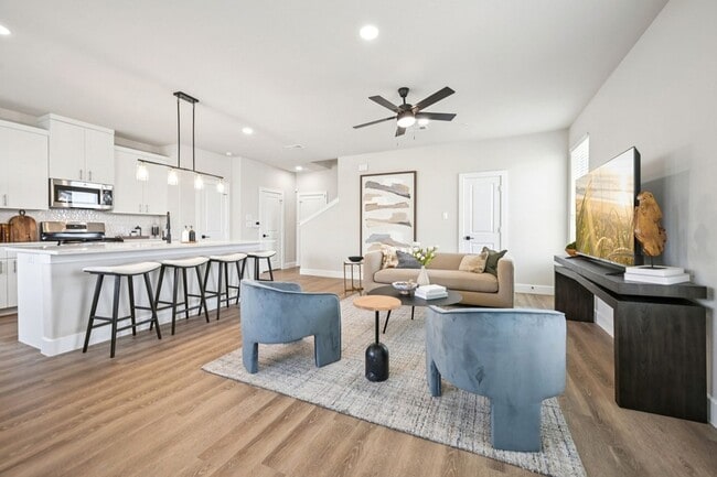 Building Photo - 3505 Taas Dr