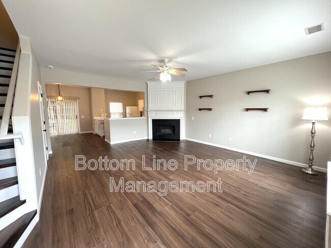 Foto del edificio - 3279 Mannington Dr