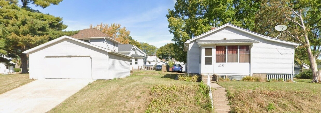 Foto principal - 2085 W 3rd St