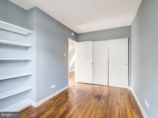 Foto del edificio - 1265 Delaware Ave SW