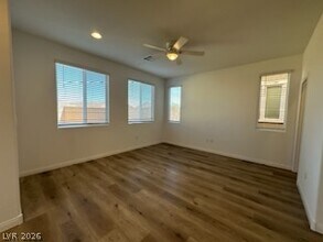 Building Photo - 357 Silva Pl
