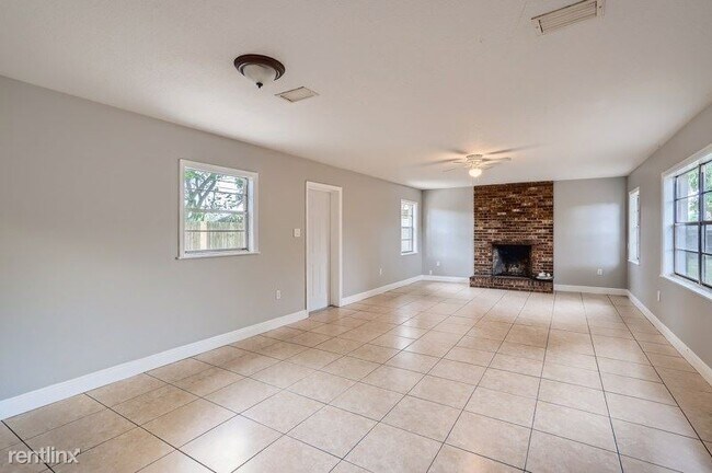 Building Photo - 3 br, 2 bath House - 322 Notre Dame Dr UNIT