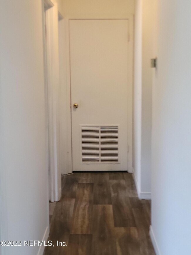 Foto del edificio - 473 Bentwood Ln