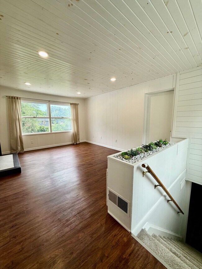 Foto del edificio - Four Bedroom Home in Kalamazoo