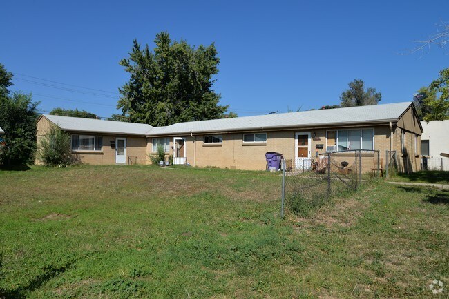 Foto del edificio - 3601-3619 Lipan St