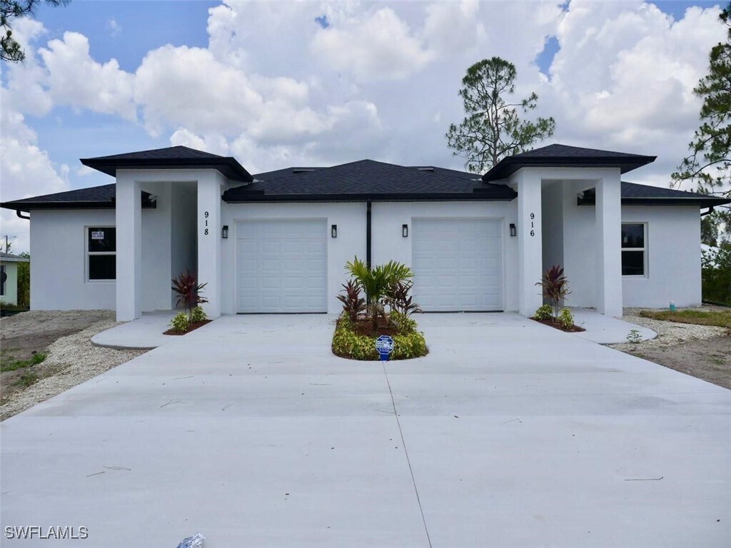 Foto principal - 918 Eisenhower Blvd