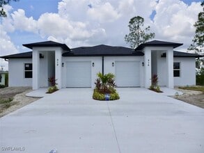 Building Photo - 918 Eisenhower Blvd