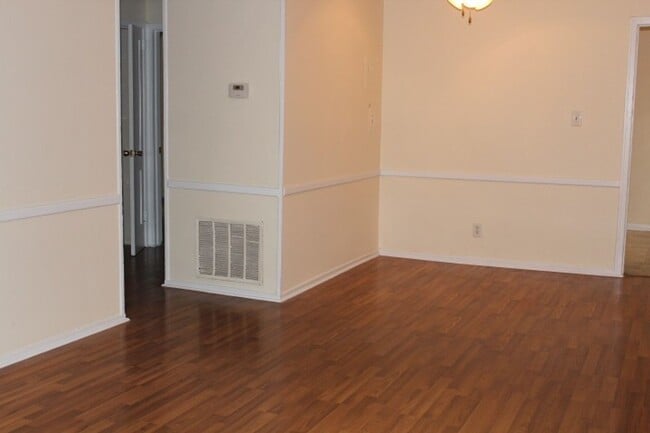 Building Photo - Eutaw area