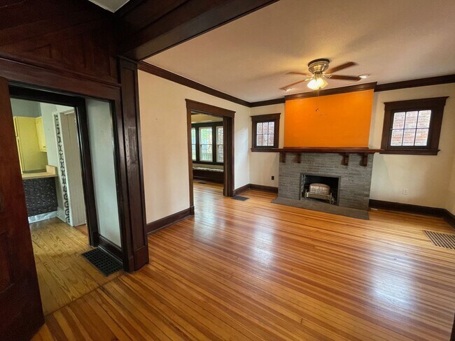 Foto del edificio - Unique House in Historic Neighborhood!