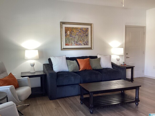 Foto del edificio - 4000 Skyline Rdg Rd