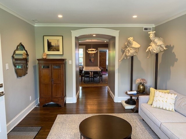 Foto del edificio - 6324 Northwood Ave