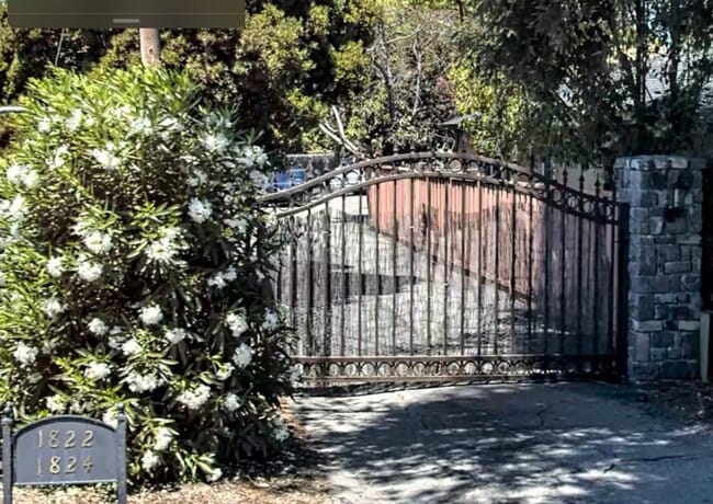 Gate for privacy - 1822 Roosevelt Ave