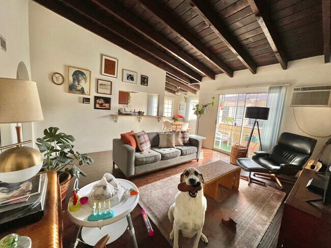 Foto del edificio - 3608 Keystone Av