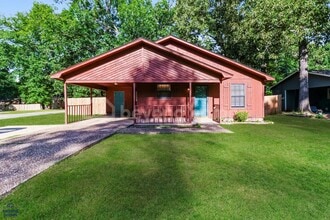 Building Photo - 600 Hemphill Rd