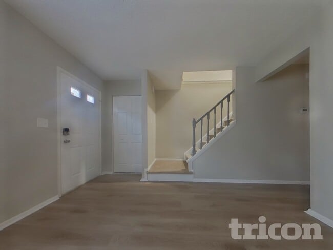 Foto del edificio - 1743 Napa Valley Ct SE