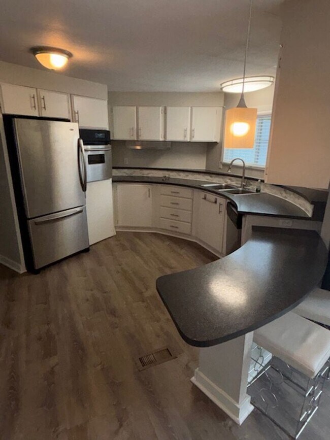 Building Photo - Cascade Vista In Bothell