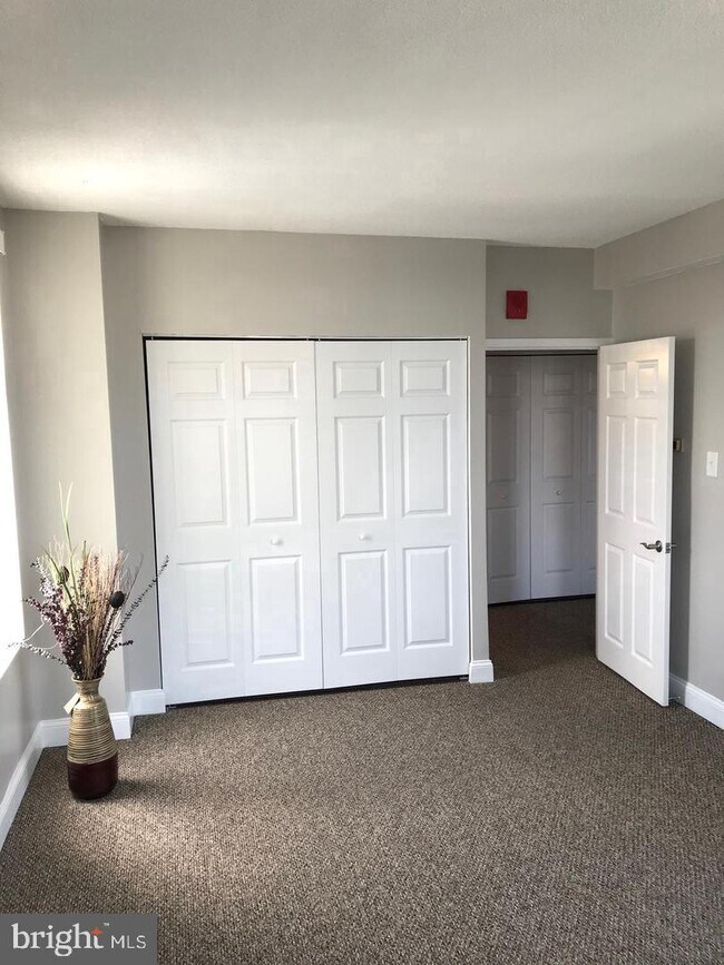 Building Photo - 28 Allegheny Ave