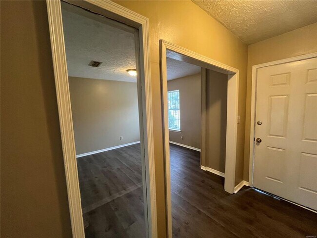 Building Photo - Spacious 4BR/2BA Home In Montgomery, AL