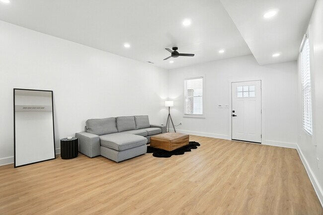 Foto del edificio - 831 Dayton Ave